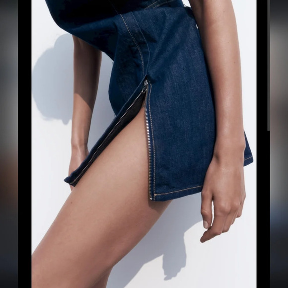 Zara denim dark indigo rounded neck open side slit mini dress - Picture 3 of 3